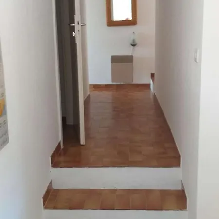 Les Lauriers Blancs Pour 6 Personnes Avec Piscine Privee Et Vue A Vila *